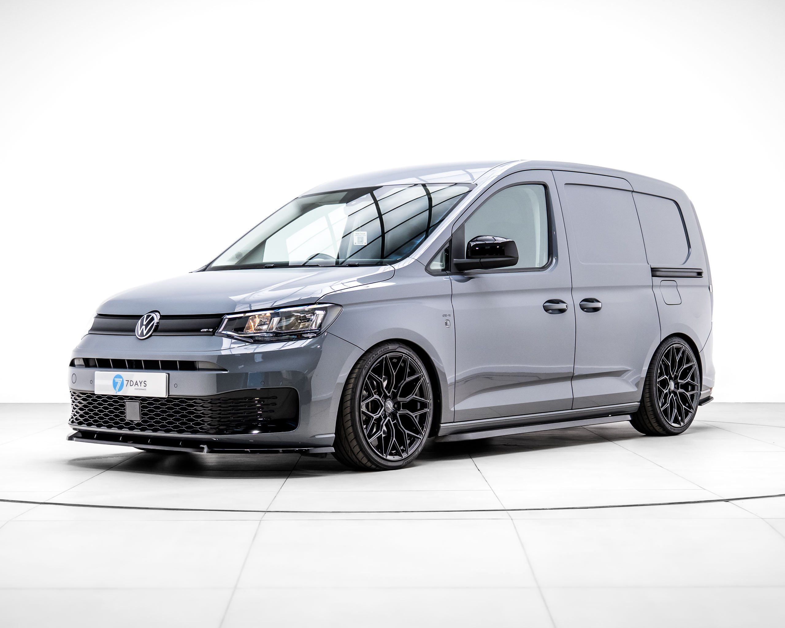 Win This Volkswagen Caddy C20 Commerce Pro + £2,000 Cash!