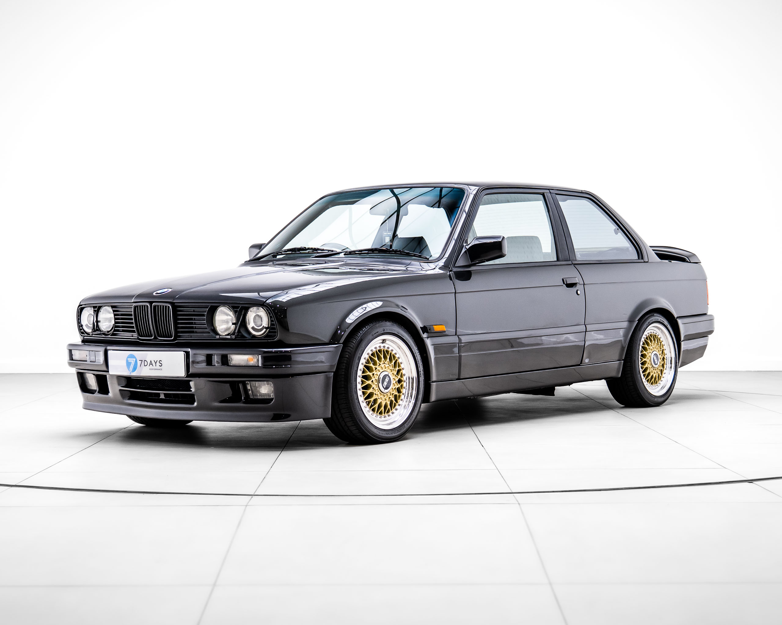 Win This BMW E30 E325i + £1,000 Cash!