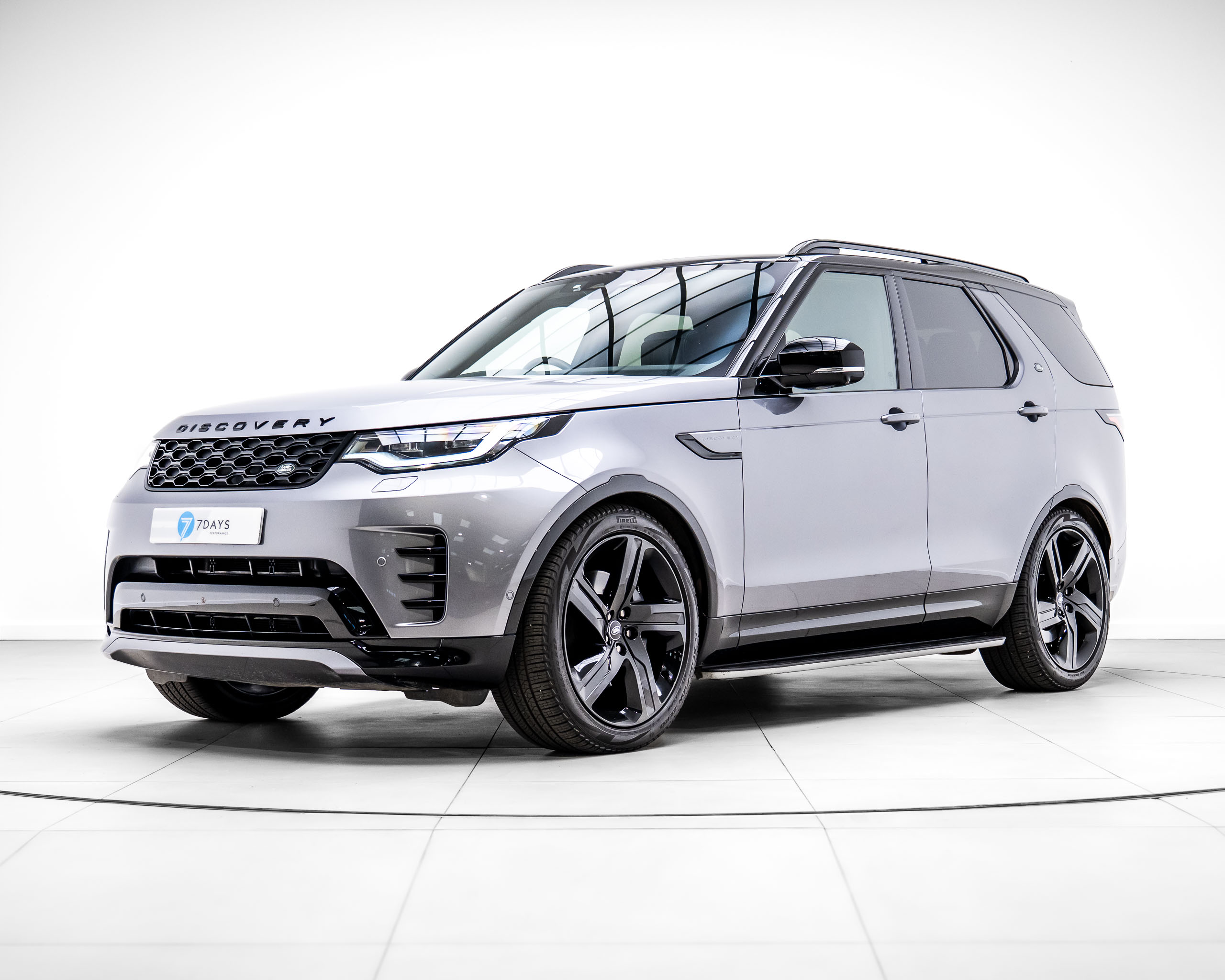 Win This 2025 Land Rover Discovery Dynamic HSE + £2,000 Cash!
