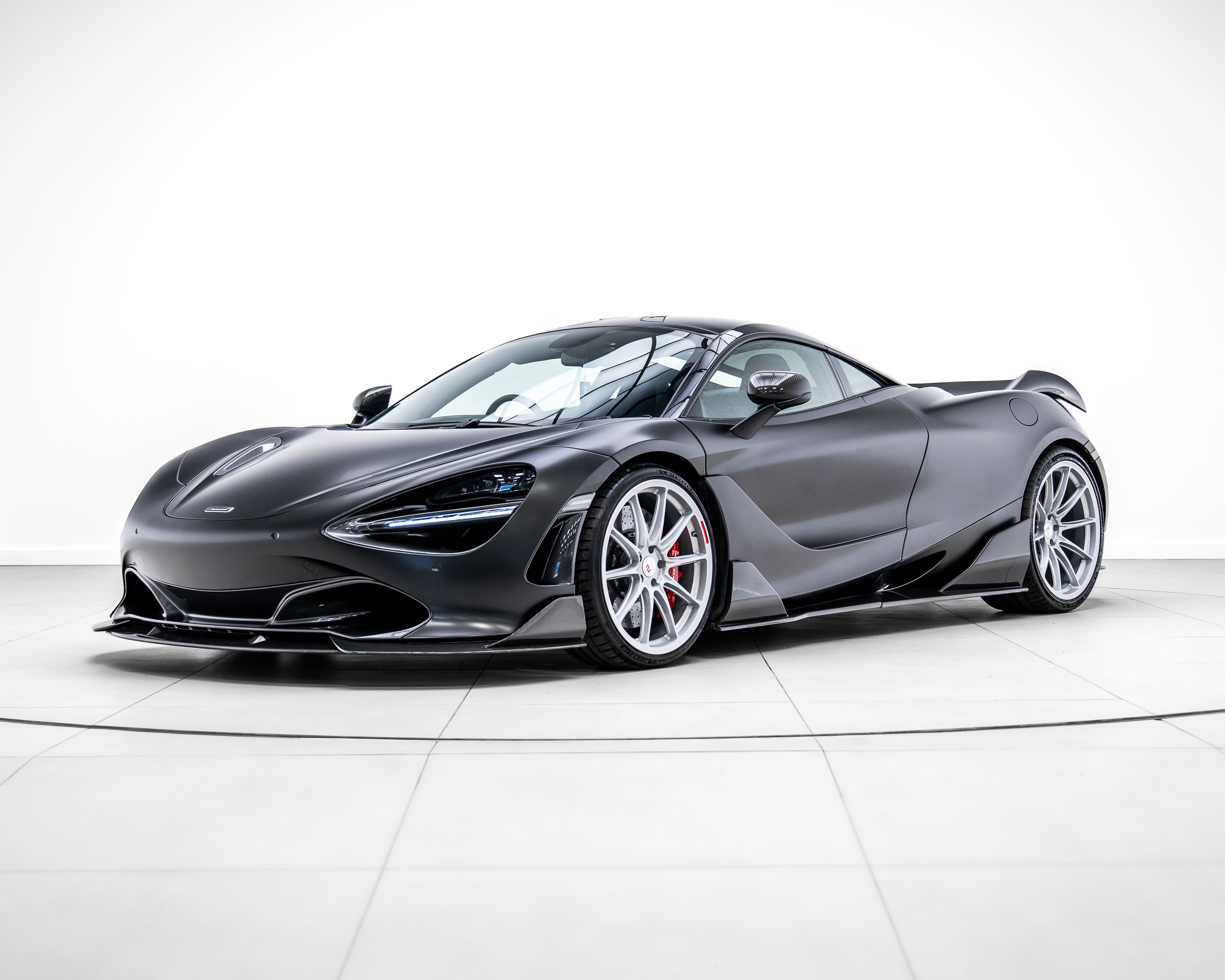 Win This Mclaren 720S + £5,000 Cash!