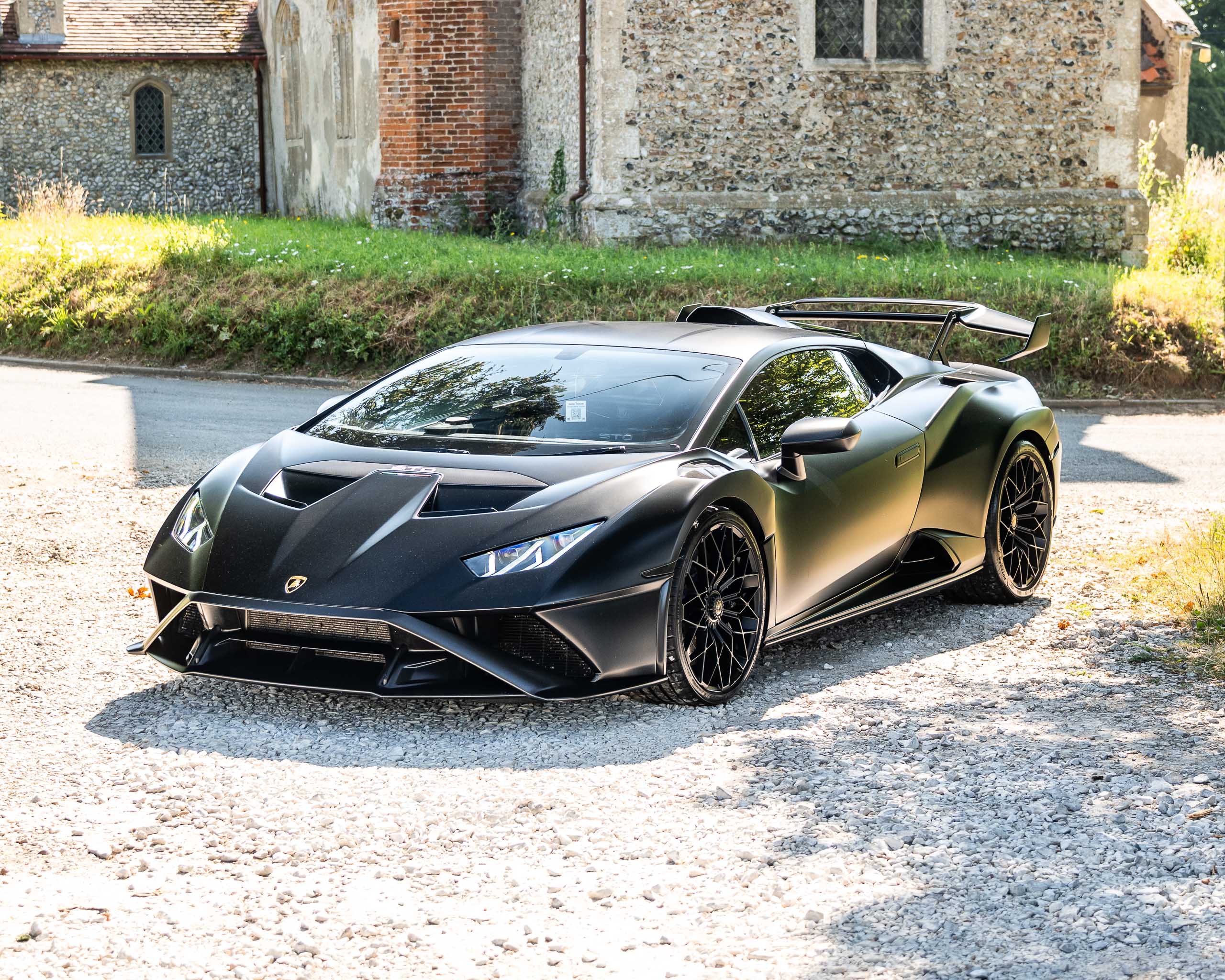 Win This Lamborghini Huracán STO + £2,000 Cash!