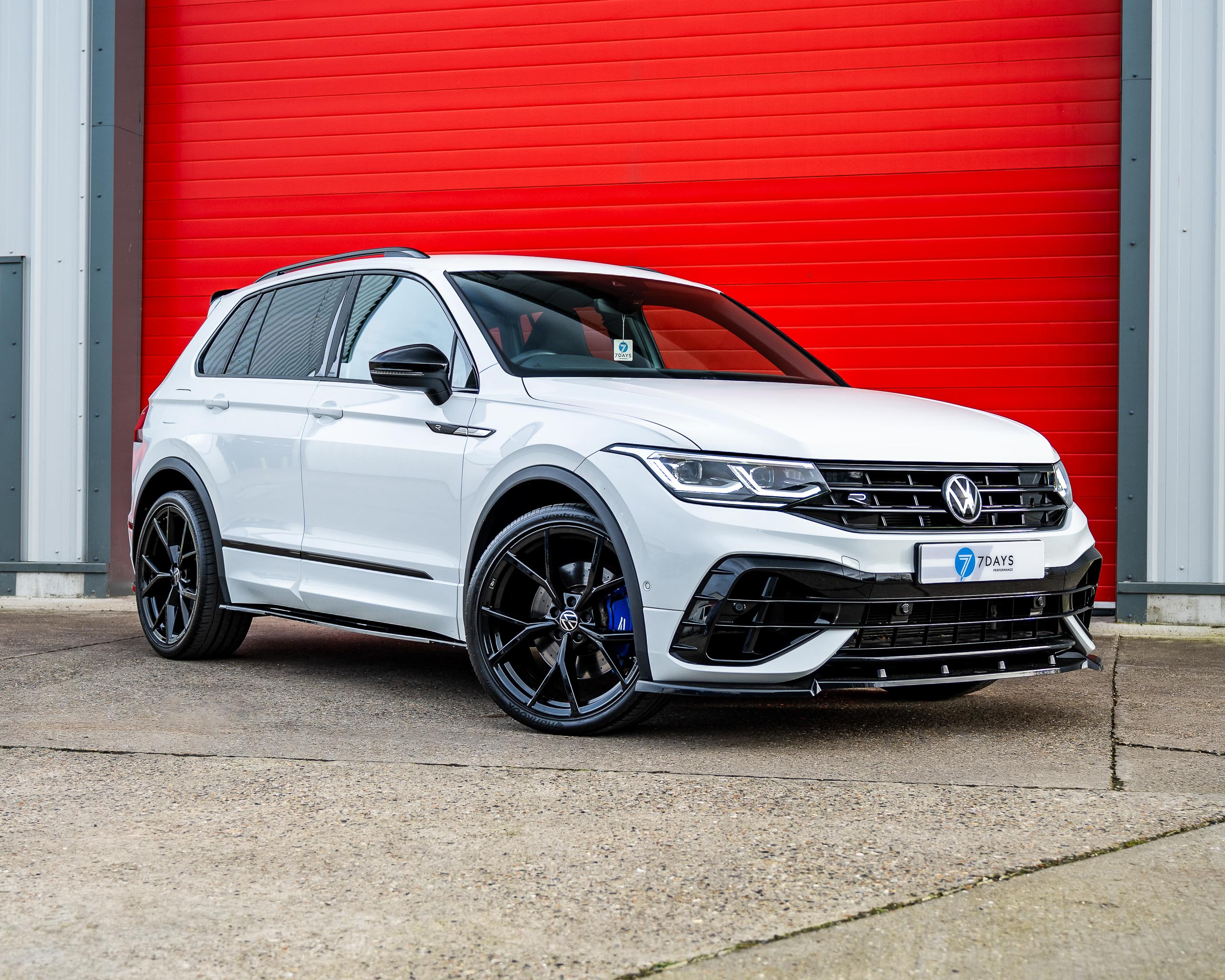Win This Volkswagen Tiguan R + £2,000 Cash!